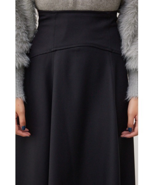 AZUL by moussy(アズールバイマウジー)の「ウエストギャザーフレアスカート(スカート・レディース・ベージュ/ブラック・SMALL/MEDIUM)」の10枚目の写真