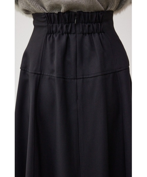 AZUL by moussy(アズールバイマウジー)の「ウエストギャザーフレアスカート(スカート・レディース・ベージュ/ブラック・SMALL/MEDIUM)」の11枚目の写真