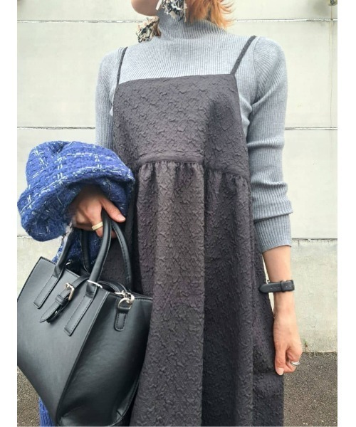 HONEYSUCKLE ROSE（ハニーサックルローズ）の「【HONEYSUCKLE ROSE】膨れジャガードキャミワンピース（ワンピース・レディース・ブラック/オフホワイト・フリー）」の10枚目の写真