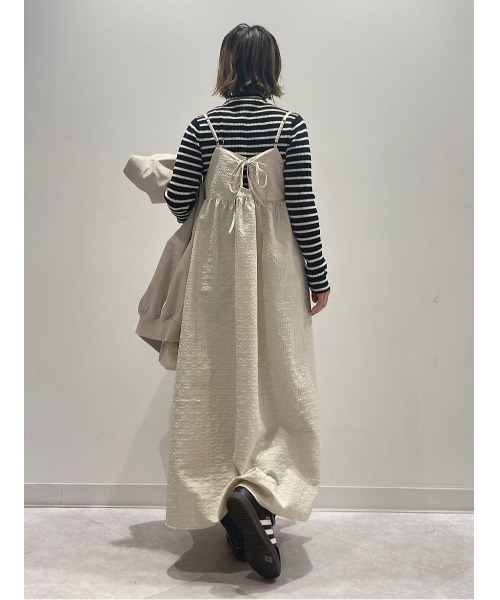 HONEYSUCKLE ROSE（ハニーサックルローズ）の「【HONEYSUCKLE ROSE】膨れジャガードキャミワンピース（ワンピース・レディース・ブラック/オフホワイト・フリー）」の22枚目の写真