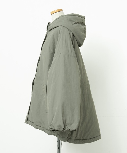 and it_（アンドイット）の「モンスターパーカー（ブルゾン・レディース・アイボリー/ライトカーキ/ブラック・M）」の21枚目の写真