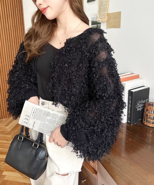 moment+（モーメントプラス）の「フラッグヤーンフリンジ編みショート