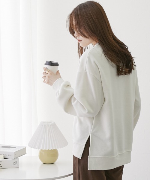 nissen（ニッセン）の「裏起毛　ロゴプリントトレーナー（スウェット・レディース・アイボリー/ピンク/ネイビー・L/M）」の11枚目の写真