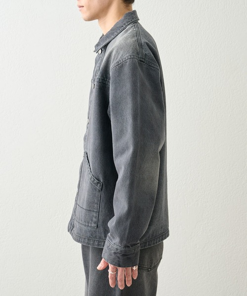 COLONY 2139（コロニートゥーワンスリーナイン）の「ブラッシュドデニムカバーオール（デニムジャケット・メンズ・ブラック/サックスブルー・MEDIUM/LARGE）」の4枚目の写真