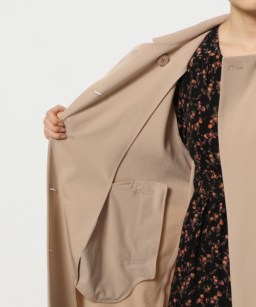 mysty woman(ミスティウーマン)の「【花粉防止機能付き!】 スタンドネック袖ボリュームトレンチコート 996660(トレンチコート・レディース・カーキ/ブラック/ベージュ・MEDIUM/SMALL)」の21枚目の写真