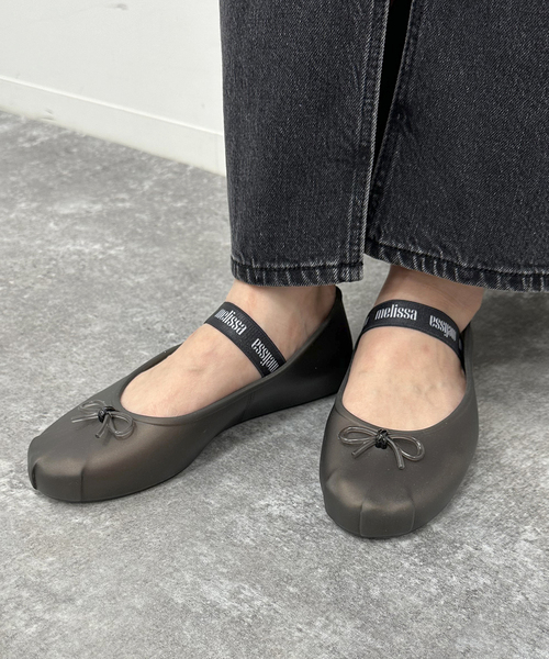 U by SPICK&SPAN（ユーバイスピックアンドスパン）の「【melissa/メリッサ】 Sophie Ad（バレエシューズ・レディース・ブラック/ブラウン・36/38/37）」の16枚目の写真