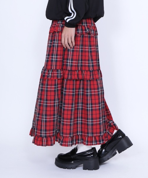 PUNYUS（プニュズ）の「チェックフリルティアードロングスカート（スカート・レディース・ホワイト/イエロー/レッド・2/3/4/1）」の12枚目の写真