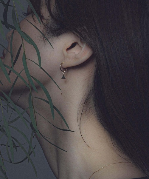 URBAN RESEARCH（アーバンリサーチ）の「ff by decor urban research　サンカクパーツチャーム（チャーム・レディース・ゴールド・-）」の2枚目の写真