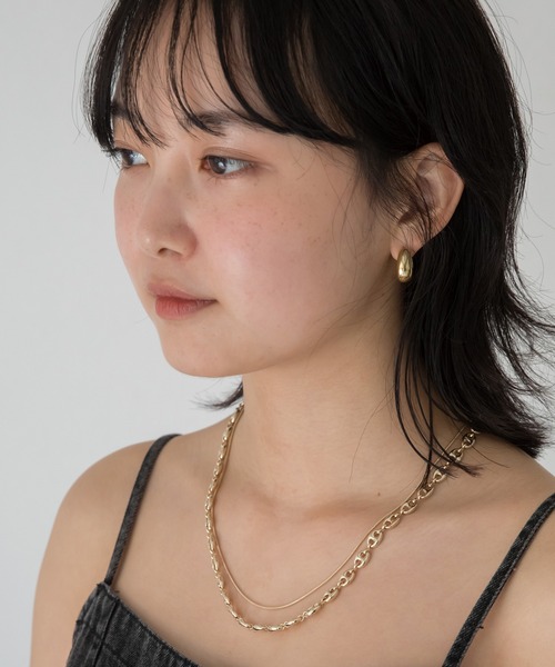 LAVEANGE(ラビアンジェ)の「ビーンズチェーン2連マグネットネックレス(ネックレス・レディース・ゴールド/シルバー・F)」の6枚目の写真
