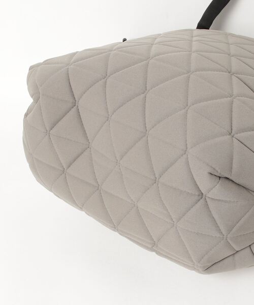 THE NORTH FACE(ザノースフェイス)の「THE NORTH FACE/ザ・ノース・フェイス トートバッグ ジオフェイストート Geoface Tote NM32352(トートバッグ・メンズ・ブラック/グレイッシュベージュ/ストーン/カーキ/アーミー/アイボリー/スモークピンク・FREE)」の19枚目の写真