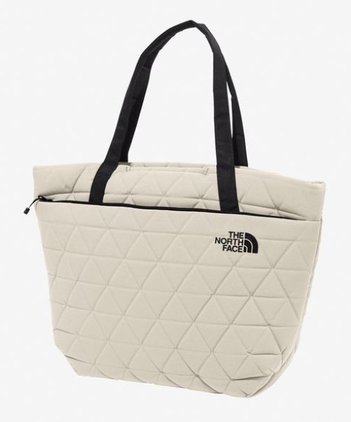 THE NORTH FACE(ザノースフェイス)の「THE NORTH FACE/ザ・ノース・フェイス トートバッグ ジオフェイストート Geoface Tote NM32352(トートバッグ・メンズ・ブラック/グレイッシュベージュ/ストーン/カーキ/アーミー/アイボリー/スモークピンク・FREE)」の3枚目の写真