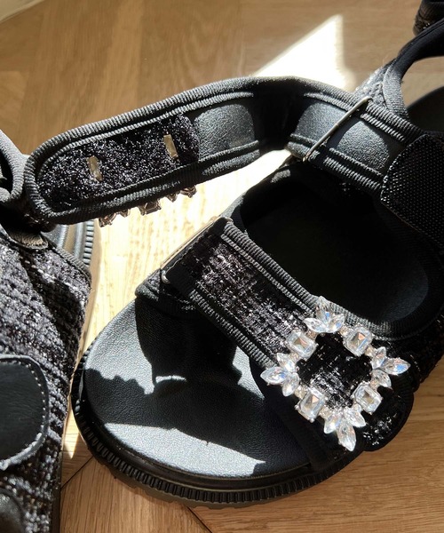 KOBE LETTUCE（コウベレタス）の「キルティングorツイード ビジューツーベルト厚底サンダル（サンダル・レディース・ブラック系その他/ホワイト系その他/ブラック系その他2/ホワイト系その他2/シルバー系/ブルー系/ネイビー系・M/LL/S/L）」の9枚目の写真