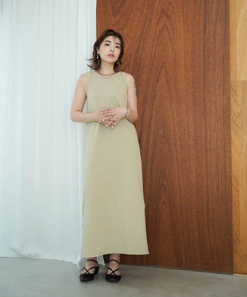 mimi toujours(ミミトゥジュール)の「アメスリ Iライン カットソー ワンピース mimi toujours×itsPeachi(ワンピース・レディース・ベージュ/ブルー・M)」の2枚目の写真
