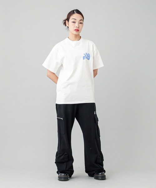 X-girl（エックスガール）の「XG TYPOGRAPHY S/S TEE（Tシャツ/カットソー・レディース・ブラック/ホワイト・S/M/L/XL）」の15枚目の写真