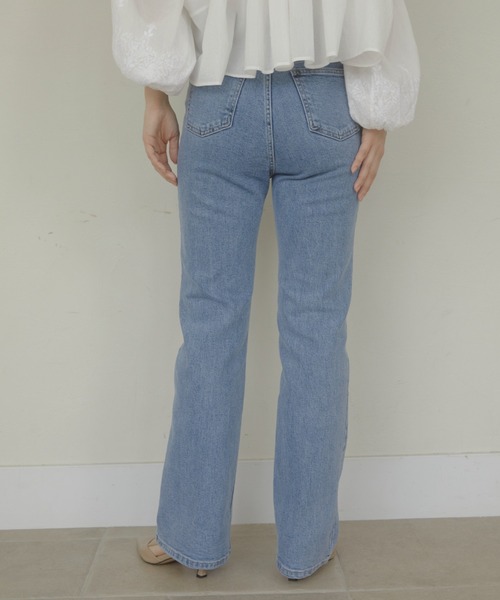 ACYM（アシーム）の「Semi flare slim デニム（デニムパンツ・レディース・ブルー/ブルー系その他・SMALL/MEDIUM）」の3枚目の写真