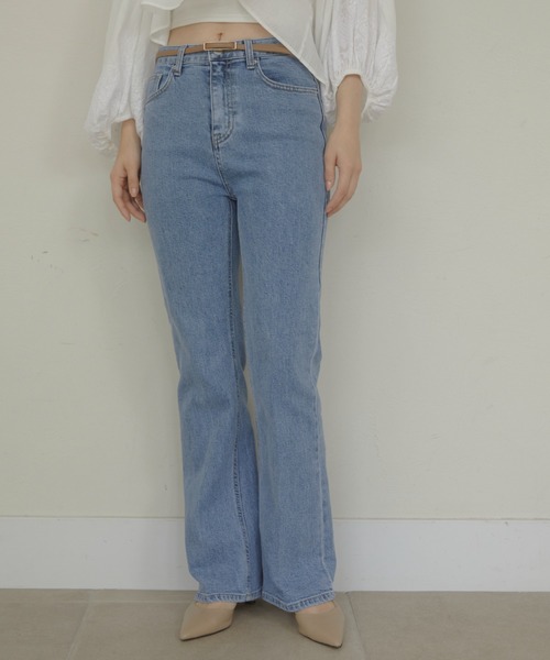 ACYM（アシーム）の「Semi flare slim デニム（デニムパンツ・レディース・ブルー/ブルー系その他・SMALL/MEDIUM）」の5枚目の写真