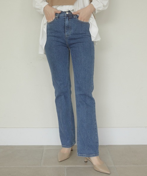 ACYM（アシーム）の「Semi flare slim デニム（デニムパンツ・レディース・ブルー/ブルー系その他・SMALL/MEDIUM）」の8枚目の写真