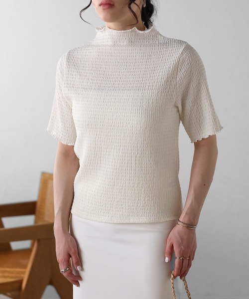 Fizz(フィズ)の「【Fizz/フィズ】 カットシャーリング プチハイネック半袖Tee(Tシャツ/カットソー・レディース・グレイッシュベージュ/アイボリー/ブラック・M)」の2枚目の写真