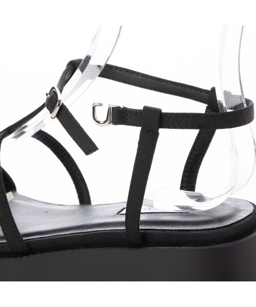 EVOL（イーボル）の「XSからLLまで豊富なサイズ展開【EVOL】Tストラップスクエア厚底サンダル IW5406（サンダル・レディース・ブラック/シルバー/アイボリー・XS/L/M/S/LL）」の17枚目の写真