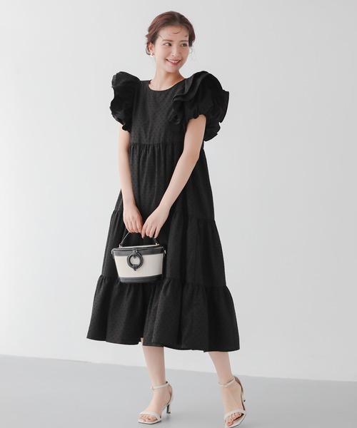 Fit more（フィットモア）の「【ZOZO限定アイテム】フロッキードットティアードワンピース（ワンピース・レディース・ブラック・SHORT/LONG）」の5枚目の写真