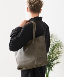 Blue Standard （ブルースタンダード）の「【BLUE STANDARD/ブルースタンダード】　7ポケットフェイクレザートートバッグ（バックパック/リュック）」