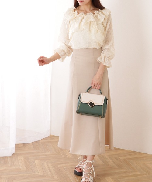 Lace Ladies(レースレディース)の「2WAY ギャザーネック クロス フリル キャンディ袖 ブラウス(シャツ/ブラウス・レディース・アイボリー/ブラック・FREE)」の9枚目の写真
