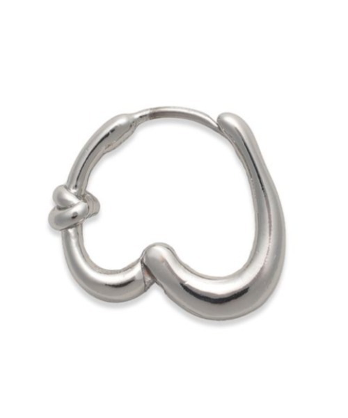 SNIDEL(スナイデル)の「リンクハートピアス(ピアス(両耳用)・レディース・ゴールド/シルバー・FREE)」の8枚目の写真