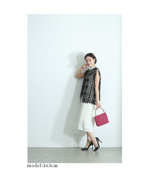 Sawa a la mode(サワアラモード)の「花レーストップス(Tシャツ/カットソー・レディース・ブラック/ホワイト・FREE)」の10枚目の写真