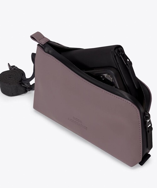 UCON ACROBATICS（ユーコンアクロバティックス）の「【UCON ACROBATICS/ユーコン・アクロバティックス】Otis Mini Shoulder Lotus（ショルダーバッグ・メンズ・ブラック/アイボリー/ラベンダー・FREE）」の20枚目の写真