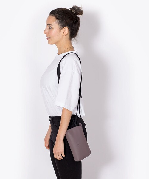 UCON ACROBATICS（ユーコンアクロバティックス）の「【UCON ACROBATICS/ユーコン・アクロバティックス】Otis Mini Shoulder Lotus（ショルダーバッグ・メンズ・ブラック/アイボリー/ラベンダー・FREE）」の16枚目の写真