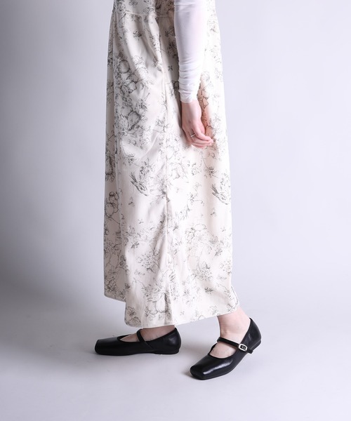 shoes365(シューズスリーシックスファイヴ)の「【shoes365】スクエアトゥのバックル付きパンプス(パンプス・レディース・ブラック/オフホワイト・23.0cm/23.5cm/24.0cm/24.5cm/25.0cm/22.5cm)」の21枚目の写真