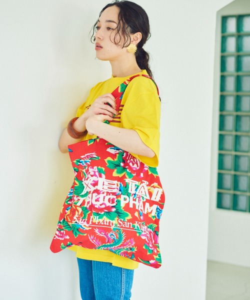 THEATRE PRODUCTS（シアタープロダクツ）の「フラワープリントトートバッグ（トートバッグ・レディース・グリーン/ブルー/レッド・FREE）」の5枚目の写真