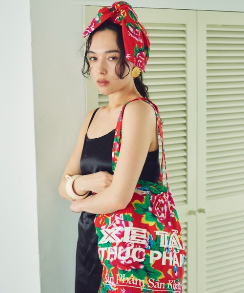 THEATRE PRODUCTS（シアタープロダクツ）の「フラワープリントトートバッグ（トートバッグ・レディース・グリーン/ブルー/レッド・FREE）」の14枚目の写真