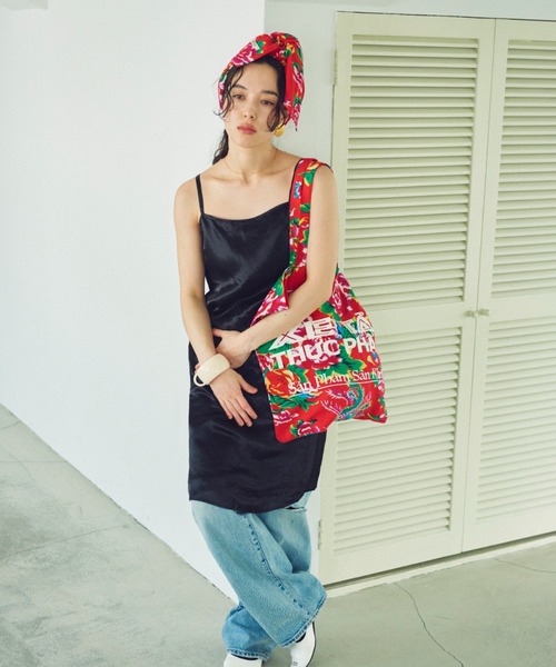 THEATRE PRODUCTS（シアタープロダクツ）の「フラワープリントトートバッグ（トートバッグ・レディース・グリーン/ブルー/レッド・FREE）」の16枚目の写真