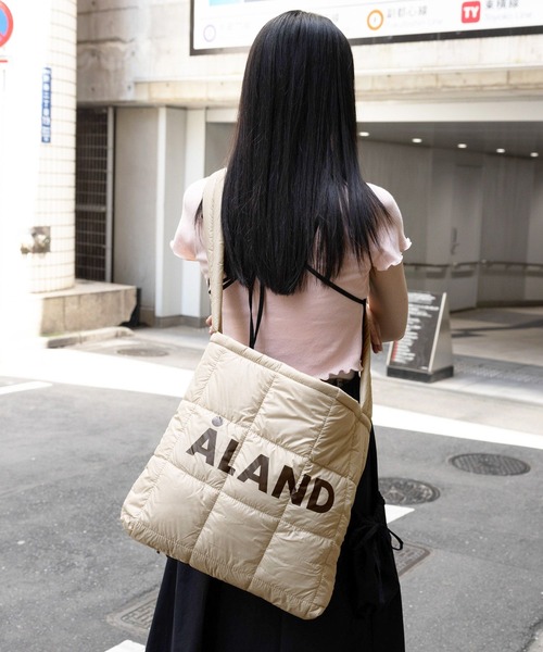 ALAND（エーランド）の「【UNISEX】ALAND／キルティングショルダー（ショルダーバッグ・レディース・ピンク/ライトグリーン/ベージュ・FREE）」の8枚目の写真