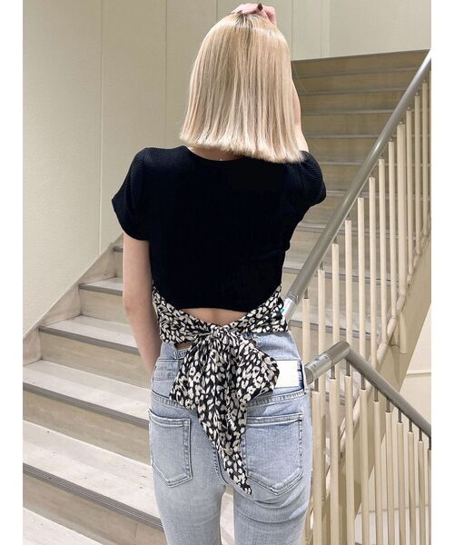 GYDA（ジェイダ）の「レオパードバックリボントップス（Tシャツ