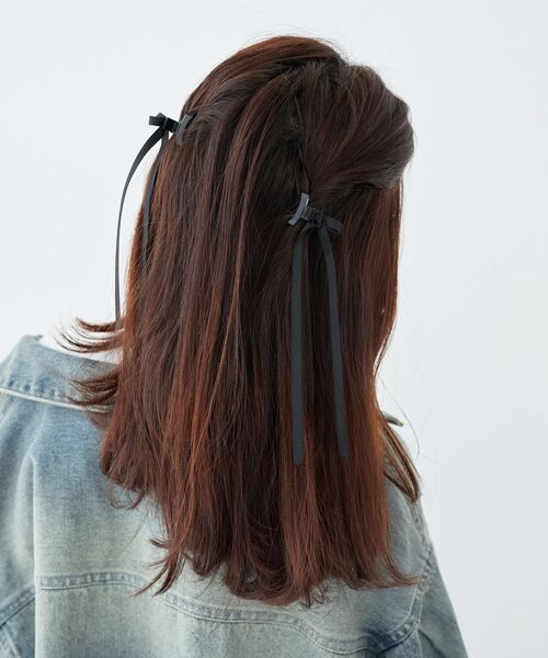 MAJESTIC LEGON（マジェスティックレゴン）の「プチリボンヘアクリップ（バレッタ/ヘアクリップ・レディース・アイボリー/ブラック・FREE）」の4枚目の写真