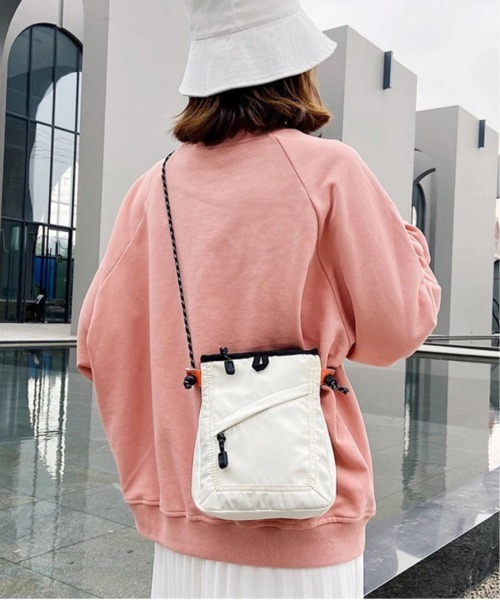 STYLE NUMBER(スタイルナンバー)の「【 STYLE NUMBER / スタイルナンバー 】 マルチ スマホ ショルダー(ショルダーバッグ・レディース・ブラック/ブルーグレー/オフホワイト・FREE)」の12枚目の写真