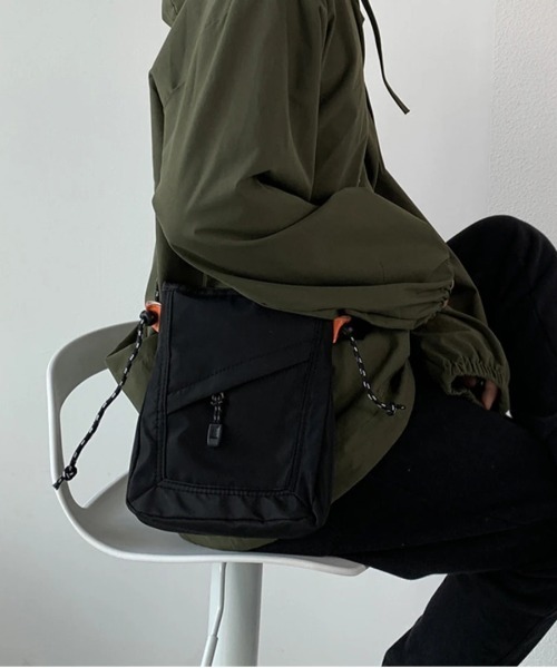STYLE NUMBER(スタイルナンバー)の「【 STYLE NUMBER / スタイルナンバー 】 マルチ スマホ ショルダー(ショルダーバッグ・レディース・ブラック/ブルーグレー/オフホワイト・FREE)」の10枚目の写真