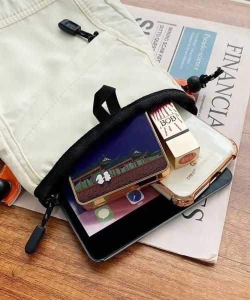 STYLE NUMBER(スタイルナンバー)の「【 STYLE NUMBER / スタイルナンバー 】 マルチ スマホ ショルダー(ショルダーバッグ・レディース・ブラック/ブルーグレー/オフホワイト・FREE)」の5枚目の写真