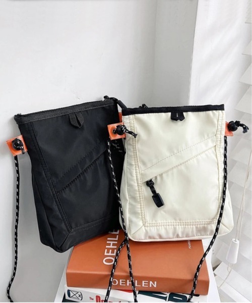 STYLE NUMBER(スタイルナンバー)の「【 STYLE NUMBER / スタイルナンバー 】 マルチ スマホ ショルダー(ショルダーバッグ・レディース・ブラック/ブルーグレー/オフホワイト・FREE)」の18枚目の写真
