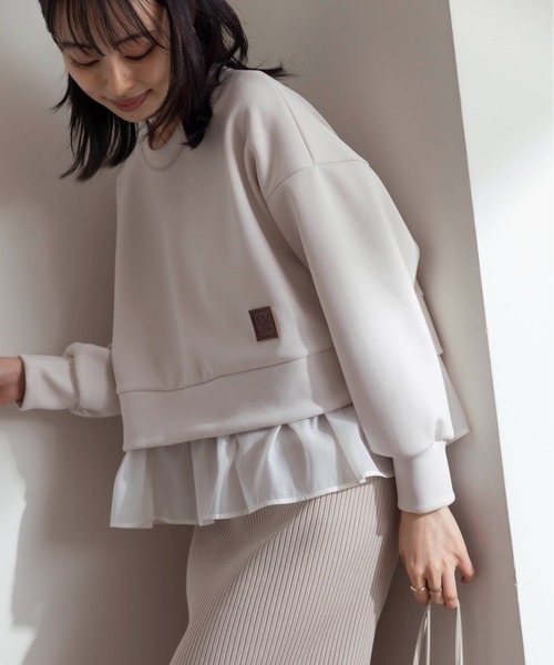 Eimee Law(エイミーロウ)の「ヘムフリル ボンディング クロップド プルオーバー(その他トップス・レディース・アイボリー/ブラック/ライトグレー・38)」の10枚目の写真