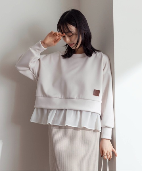 Eimee Law(エイミーロウ)の「ヘムフリル ボンディング クロップド プルオーバー(その他トップス・レディース・アイボリー/ブラック/ライトグレー・38)」の19枚目の写真