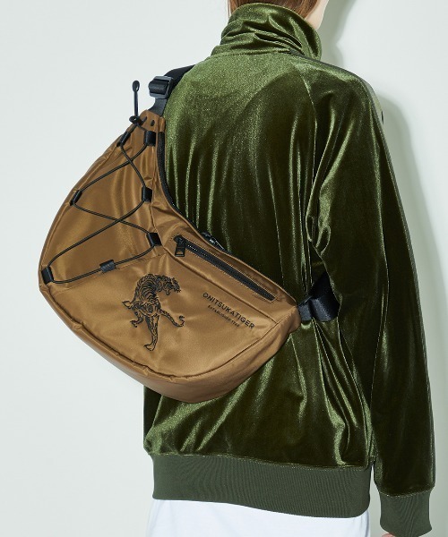 ブランド古着】メッセンジャーバッグ（メッセンジャーバッグ 