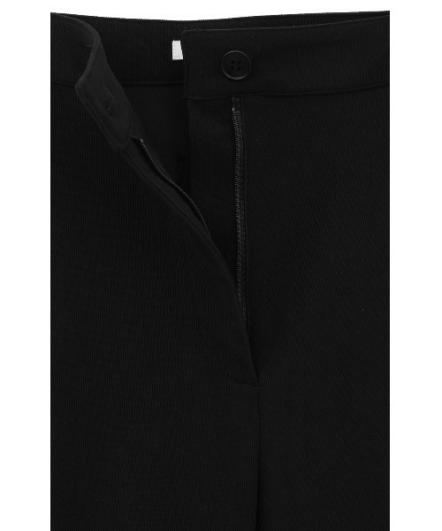 CLANE（クラネ）の「RIB STRIPE BIKER SHORTS（その他パンツ・レディース・ブラック/アイボリー・1/2）」の11枚目の写真