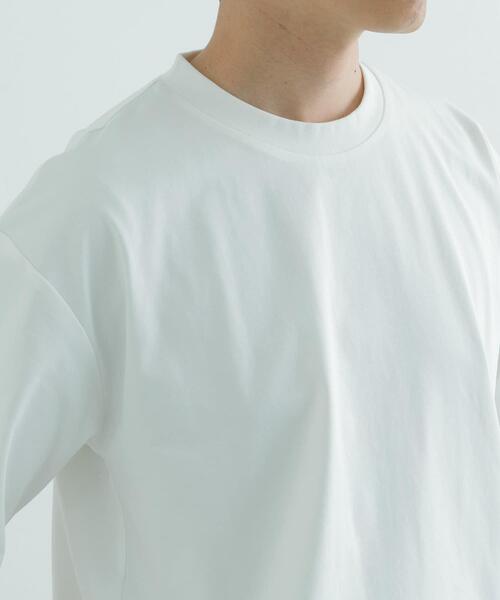 ITEMS URBANRESEARCH（アイテムズ アーバンリサーチ）の「『吸水速乾/接触冷感/UVカット』SORONA多機能 クルーネックTシャツ（Tシャツ/カットソー・メンズ・ベージュ系その他/グリーン/オフホワイト/チャコールグレー・MEDIUM/LARGE）」の8枚目の写真