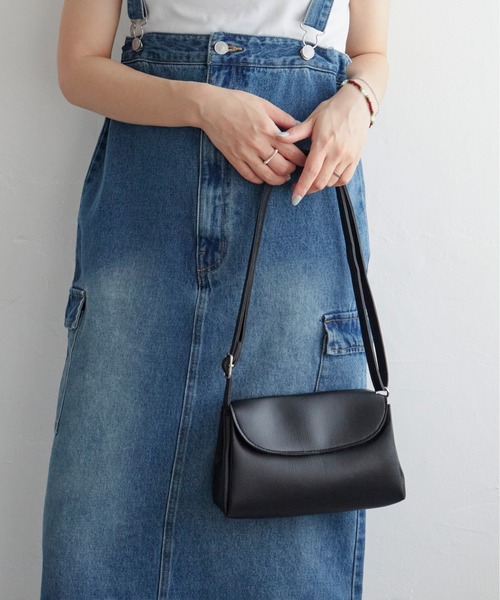 notch.（ノッチ）の「カブセミニショルダーバッグ（ショルダーバッグ・レディース・シルバー系/ブラック/レッド/オフホワイト・ONESIZE）」の20枚目の写真