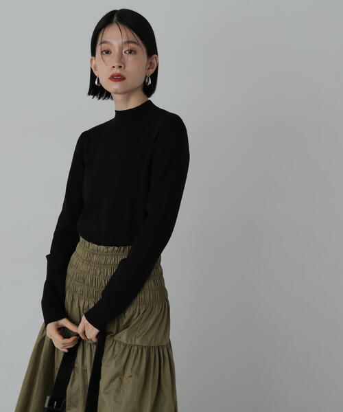 N.(N. Natural Beauty Basic)(エヌエヌナチュラルビューティーベーシック)の「総針ボトルネック長袖ニット(ニット/セーター・レディース・ブラウン/オレンジ/ブラック/オフホワイト・MEDIUM)」の7枚目の写真