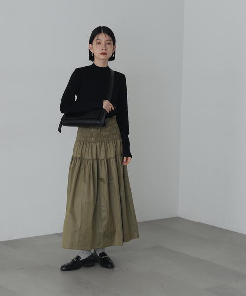 N.(N. Natural Beauty Basic)(エヌエヌナチュラルビューティーベーシック)の「総針ボトルネック長袖ニット(ニット/セーター・レディース・ブラウン/オレンジ/ブラック/オフホワイト・MEDIUM)」の8枚目の写真