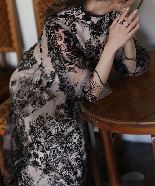 HUG.U（ハグユー）の「袖あり。ボレロ・ネックレス要らずな『結婚式ワンピ』（ワンピース・レディース・ネイビー/ラベンダー/ライトベージュ/ブラック・M/L/XL）」の19枚目の写真